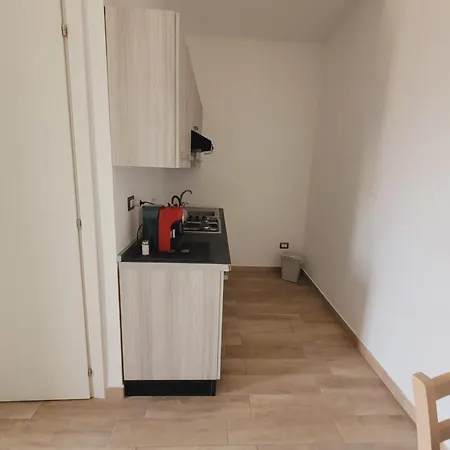 House Airport 4 아파트